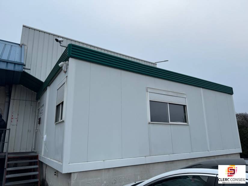 Location - Local d'activité 2000m² - Saint-Étienne-du-rouvray