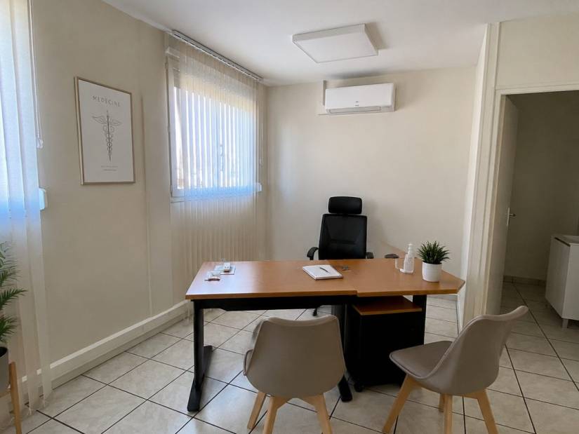 Location - Bureaux 54m² - Évreux