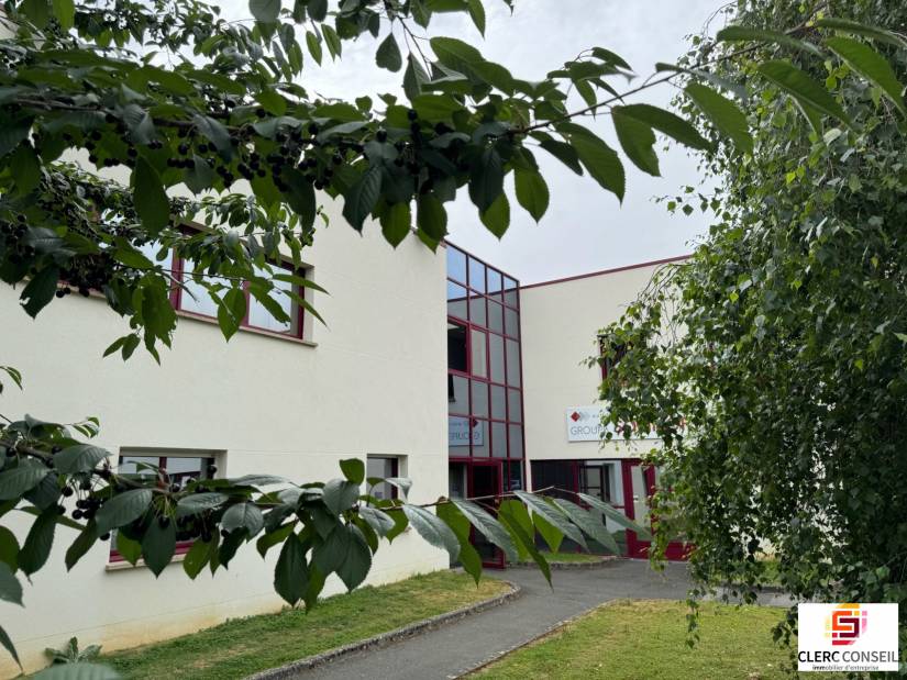 Location - Bureaux 130m² - Évreux