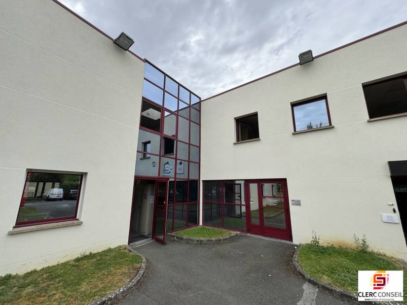 Location - Bureaux 130m² - Évreux
