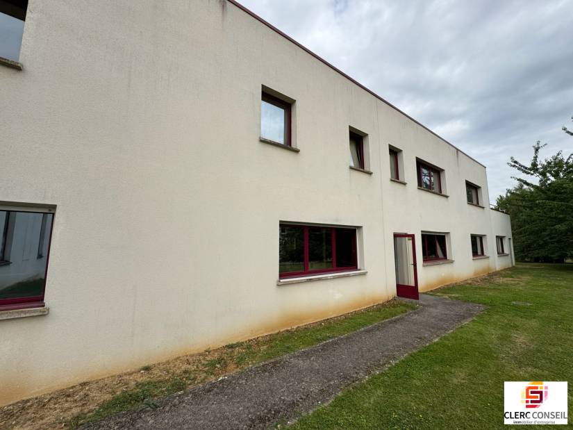 Location - Bureaux 130m² - Évreux