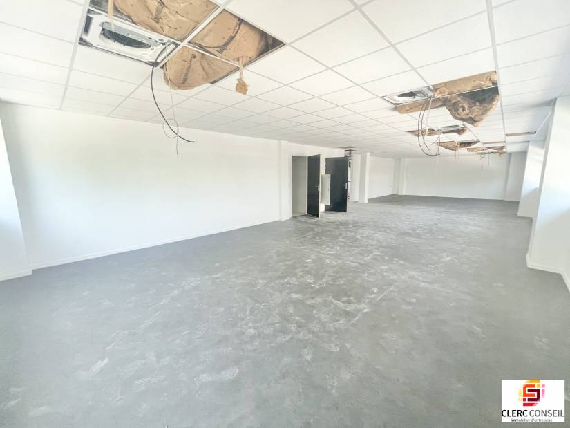 Location - Bureaux 144m² - Mont-saint-aignan