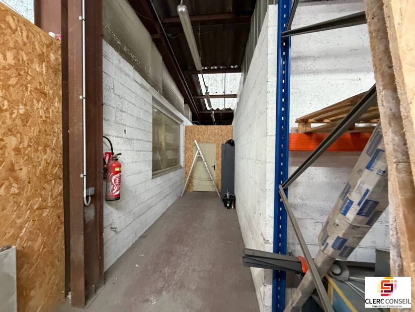Location - Local d'activité 280m² - Sotteville-lès-rouen