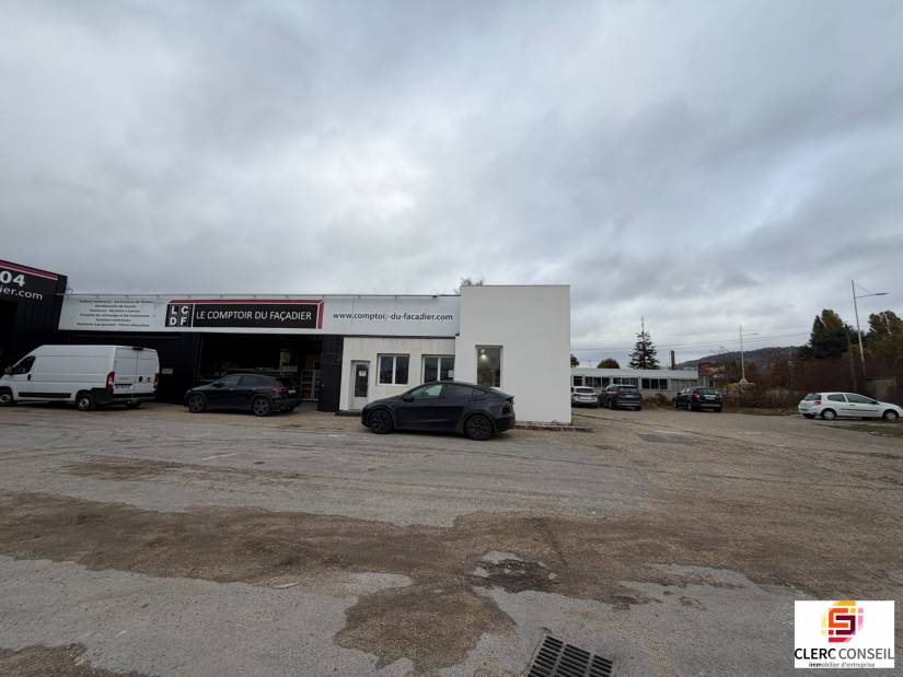 Location - Local d'activité 280m² - Sotteville-lès-rouen