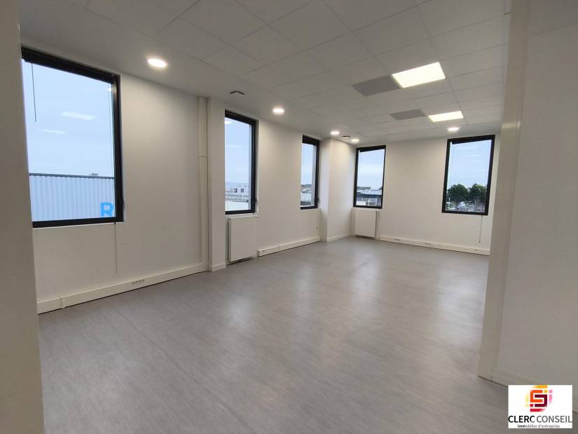 Location - Bureaux 149m² - Le petit-quevilly