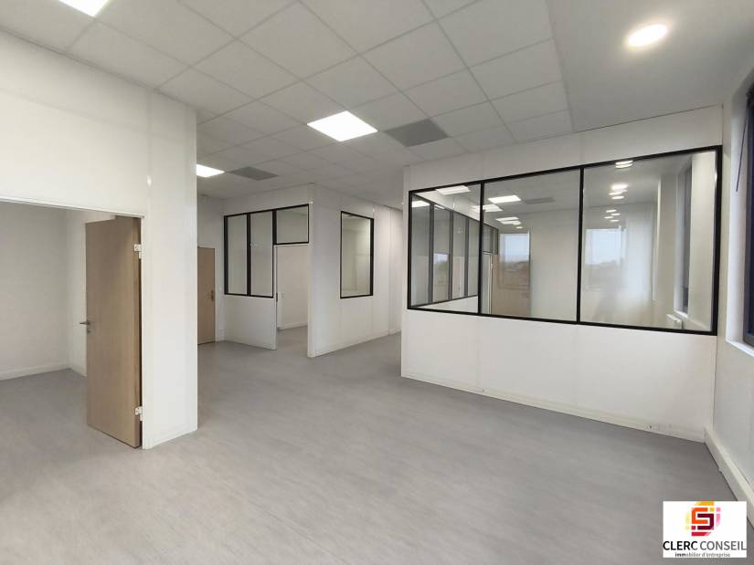 Location - Bureaux 149m² - Le petit-quevilly