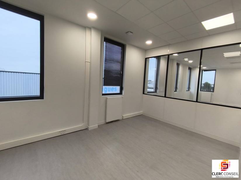 Location - Bureaux 149m² - Le petit-quevilly