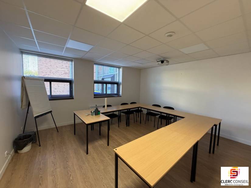 Vente - Bureaux 886m² - Bois-guillaume
