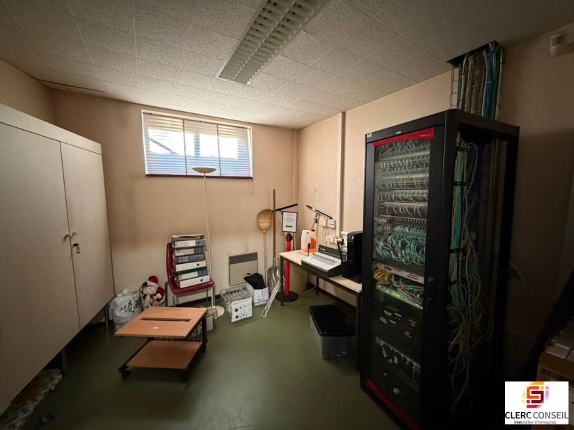 Vente - Bureaux 886m² - Bois-guillaume