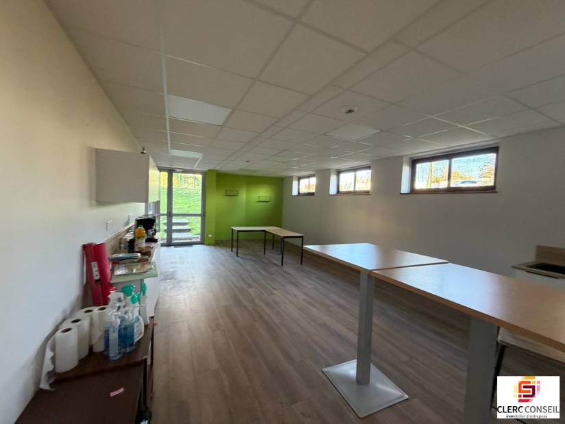 Vente - Bureaux 886m² - Bois-guillaume