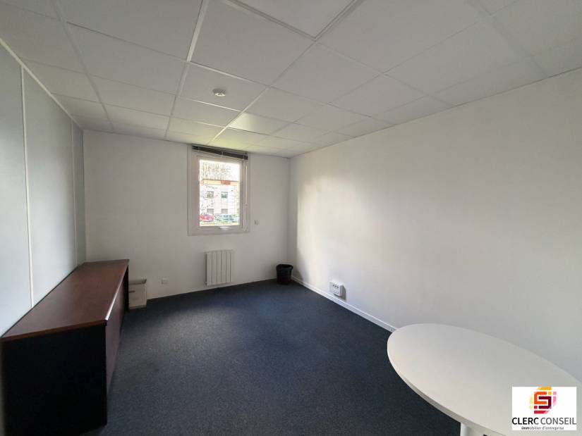 Location - Bureaux 550m² - Le petit-quevilly