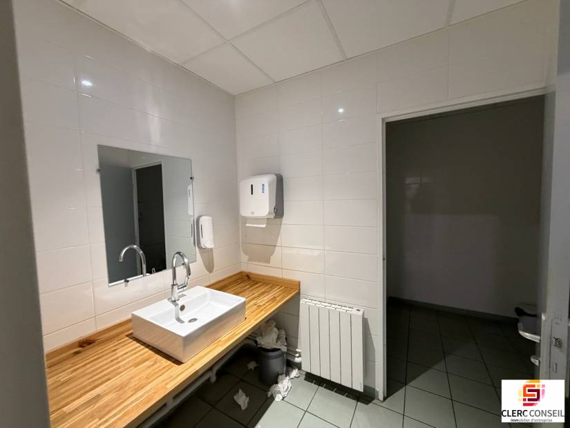 Location - Bureaux 550m² - Le petit-quevilly
