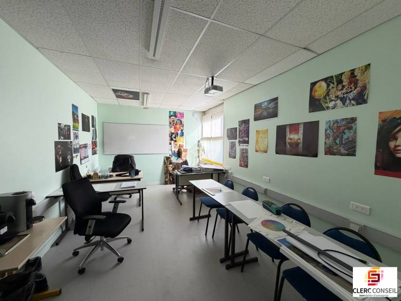 Vente - Bureaux 1974m² - Mont-saint-aignan