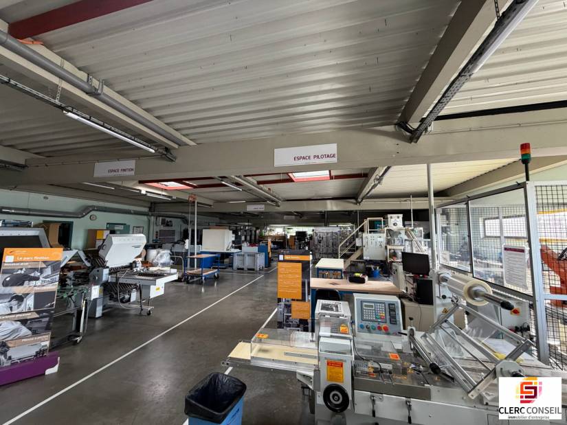 Vente - Bureaux 1974m² - Mont-saint-aignan