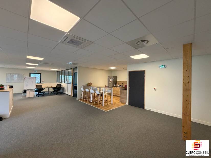 Vente - Bureaux 228m² - Mont-saint-aignan