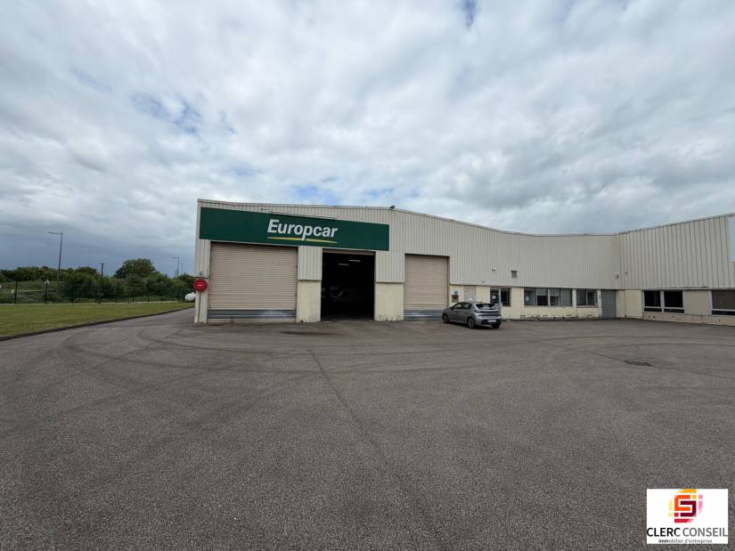Location - Local d'activité 1739m² - Sotteville-lès-rouen