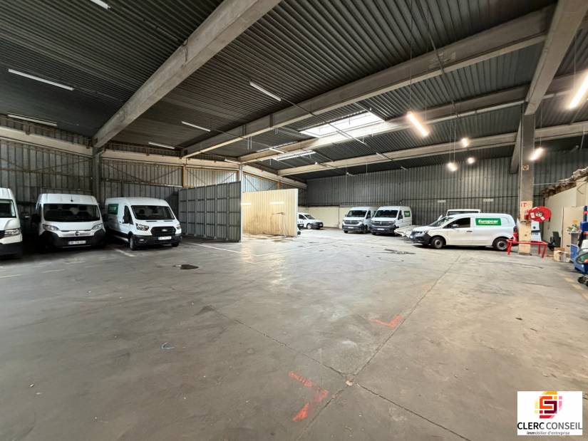 Location - Local d'activité 1739m² - Sotteville-lès-rouen
