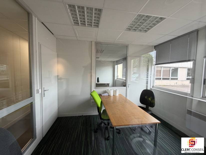 Location - Local d'activité 1739m² - Sotteville-lès-rouen