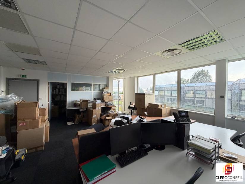 Location - Bureaux 119m² - Mont-saint-aignan