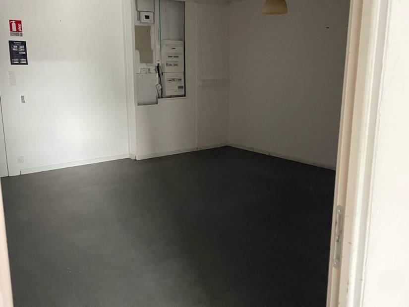 Location - Local commercial 330m² - Normanville