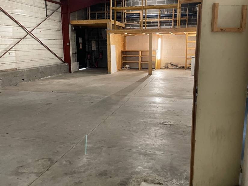 Location - Local commercial 330m² - Normanville