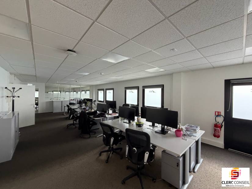Location - Bureaux 312m² - Mont-saint-aignan
