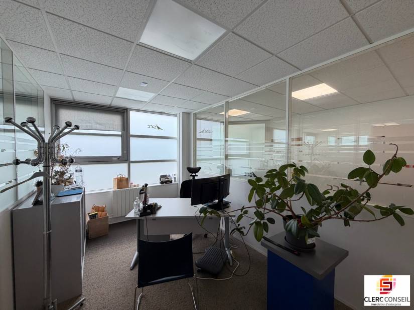Location - Bureaux 312m² - Mont-saint-aignan