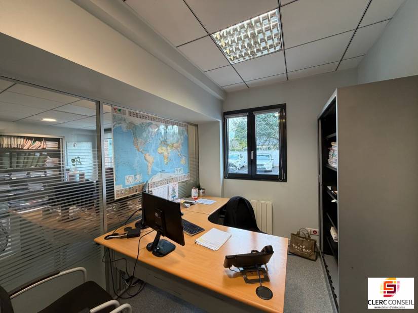 Vente - Local commercial 323m² - Bois-guillaume