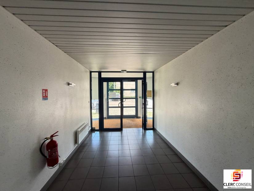 Location - Bureaux 218m² - Mont-saint-aignan