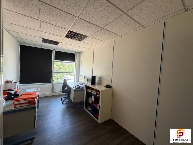 Location - Bureaux 218m² - Mont-saint-aignan