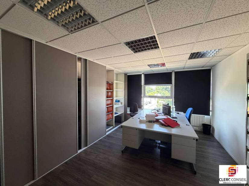 Location - Bureaux 218m² - Mont-saint-aignan