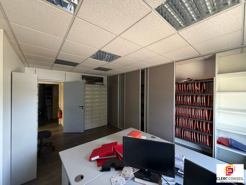 Location - Bureaux 218m² - Mont-saint-aignan
