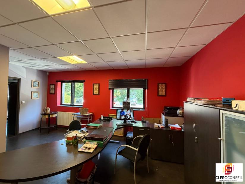 Location - Bureaux 157m² - Saint-jean-du-cardonnay