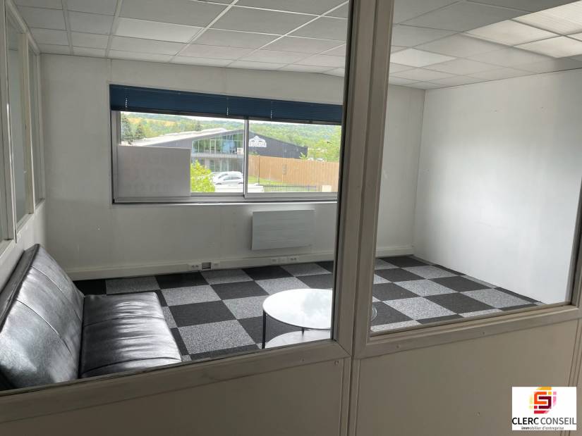 Location - Bureaux 85m² - Louviers