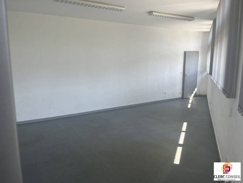 Location - Local d'activité 963m² - Asnières