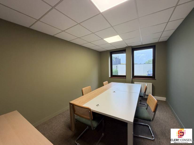 Location - Bureaux 339m² - Mont-saint-aignan
