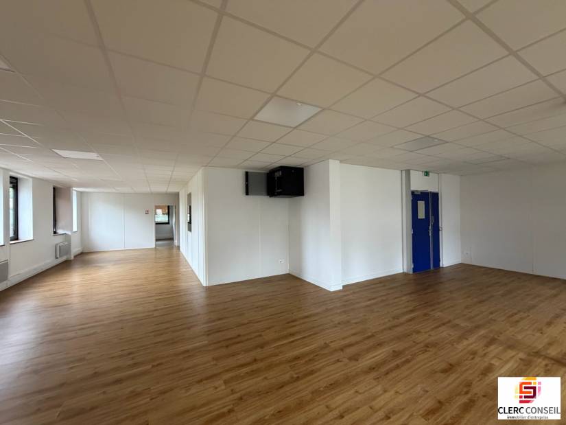 Location - Bureaux 339m² - Mont-saint-aignan