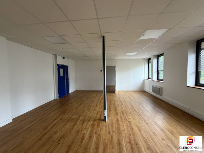 Location - Bureaux 339m² - Mont-saint-aignan