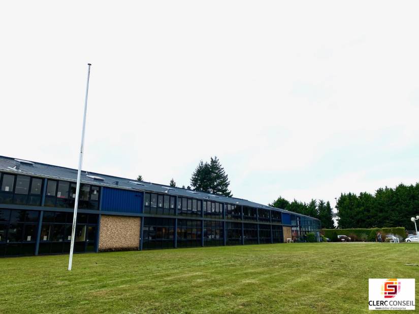 Location - Bureaux 621m² - Louviers