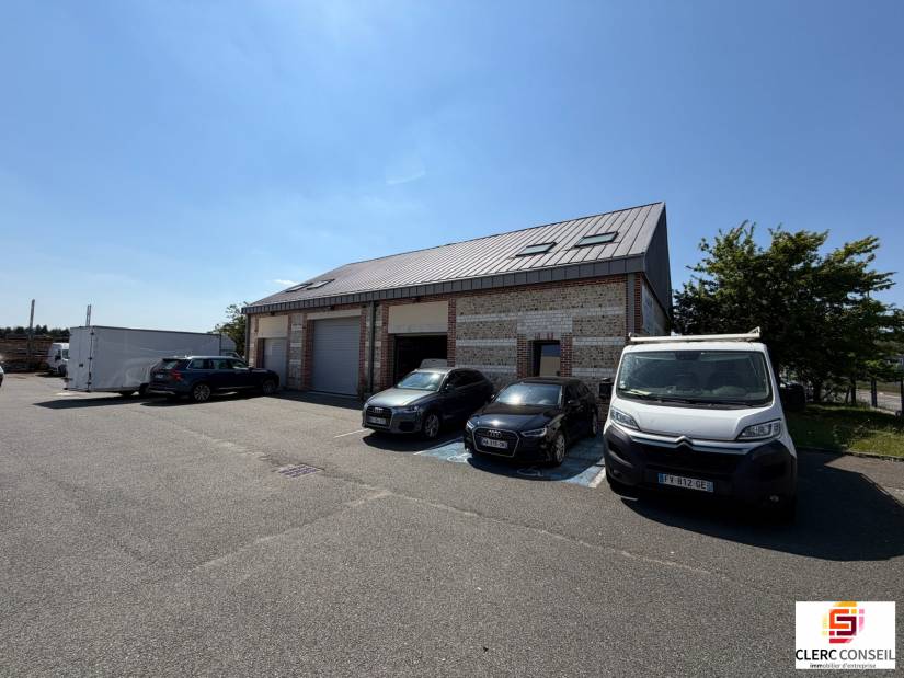 Location - Local d'activité 288m² - Saint-jacques-sur-darnétal