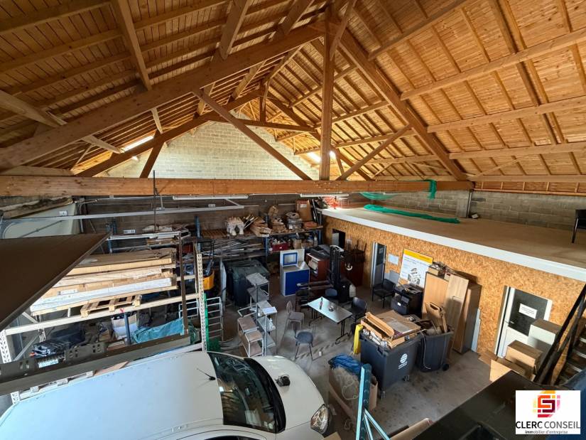 Location - Local d'activité 288m² - Saint-jacques-sur-darnétal