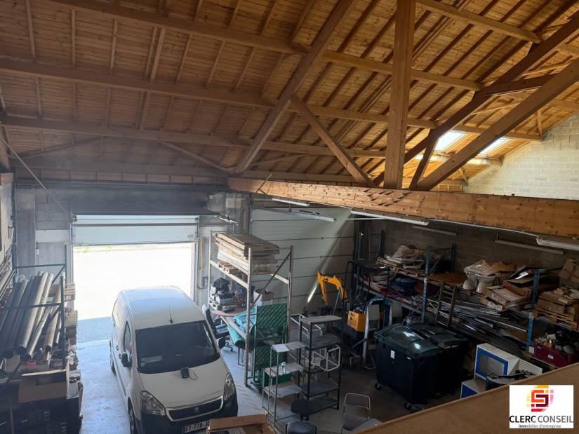 Location - Local d'activité 288m² - Saint-jacques-sur-darnétal