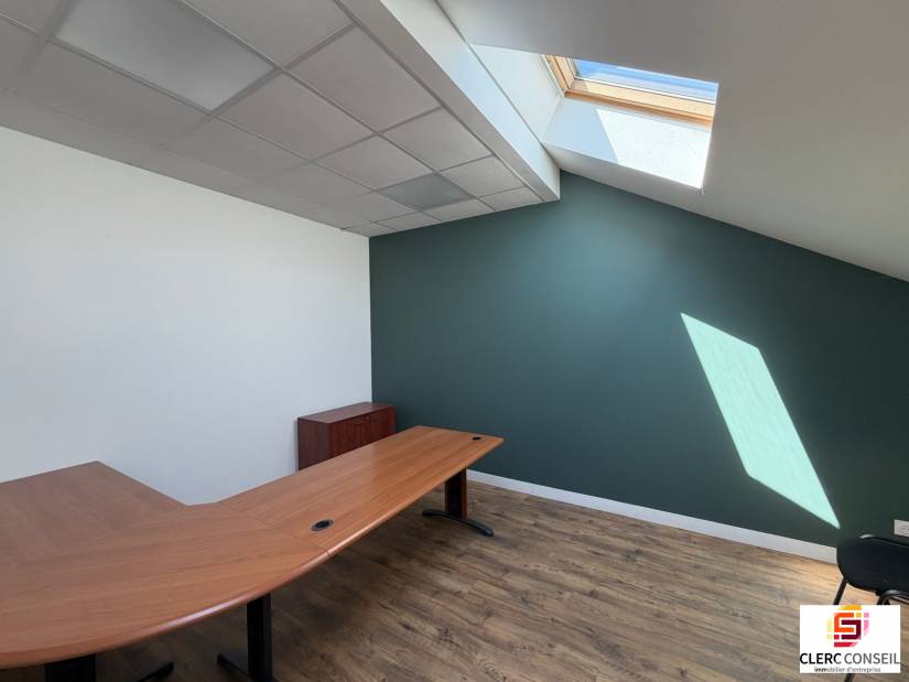 Location - Local d'activité 288m² - Saint-jacques-sur-darnétal