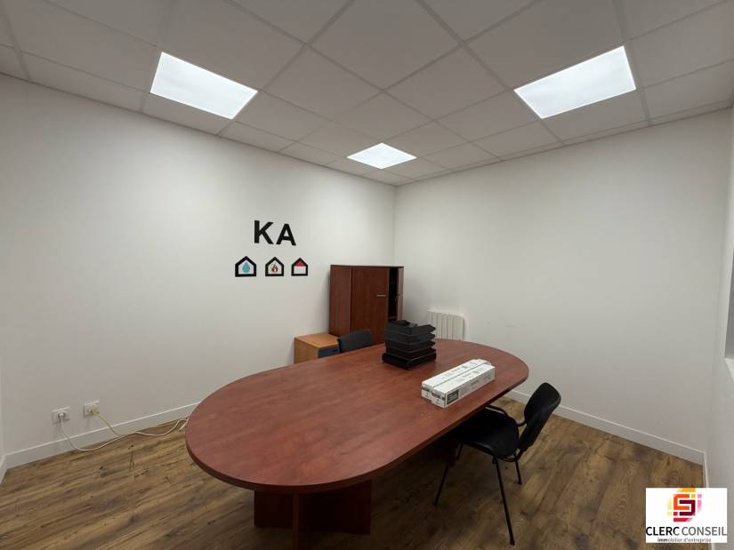 Location - Local d'activité 288m² - Saint-jacques-sur-darnétal