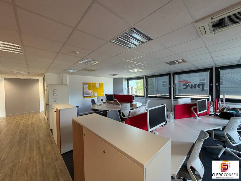 Vente - Bureaux 340m² - Mont-saint-aignan