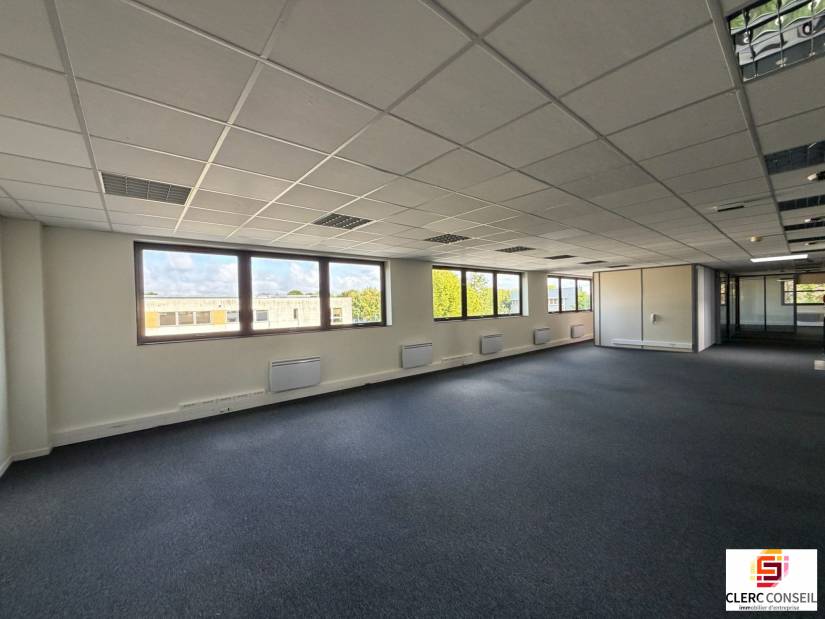 Location - Bureaux 330m² - Bois-guillaume