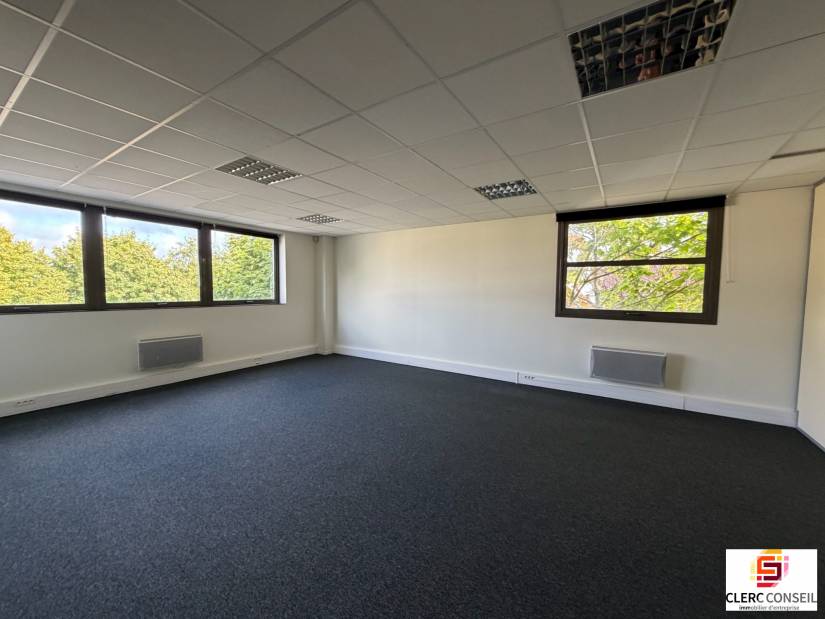 Location - Bureaux 330m² - Bois-guillaume