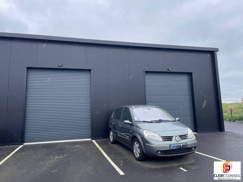 Location - Local d'activité 240m² - Bourg-achard
