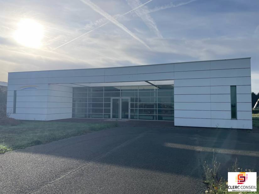 Vente - Bureaux 469m² - Bernay
