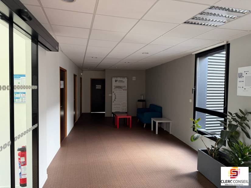 Location - Bureaux 40m² - Mont-saint-aignan